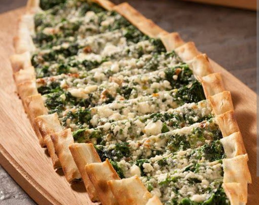 Ispanaklı Pide 